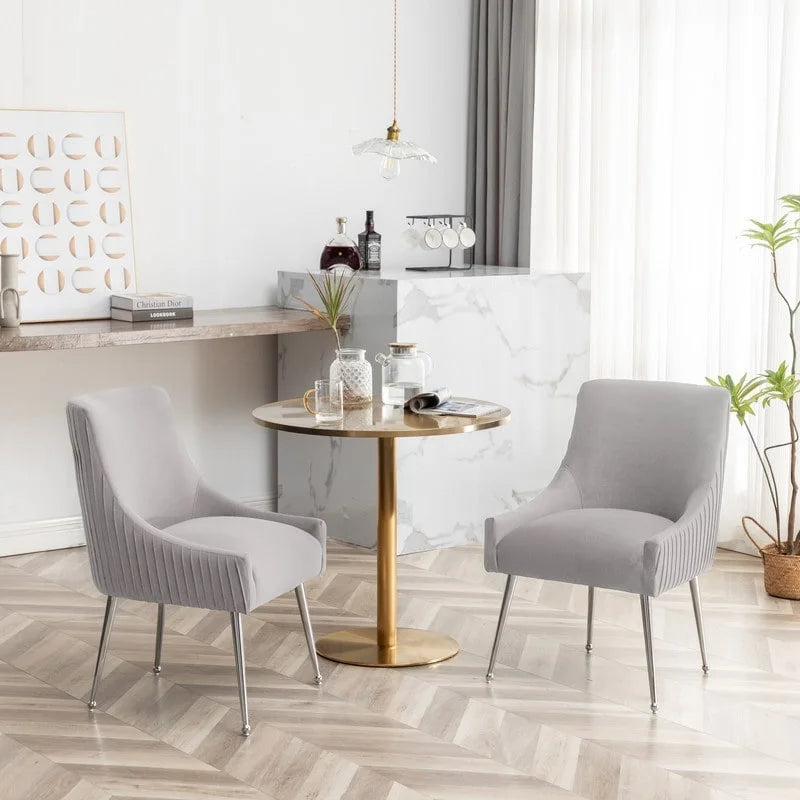 Moderne eetkamerstoelen van fluweel met geplooide rugleuning en handgreep aan de achterkant (set van 4)
