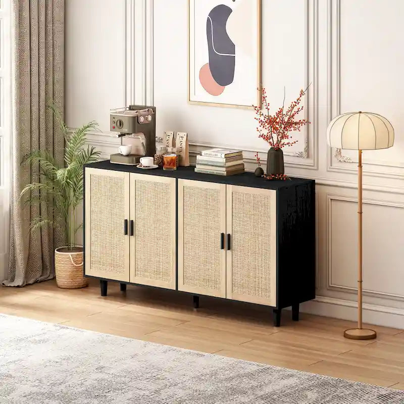 62-Zoll-Rattan-Sideboard mit 4 Türen und verstellbarem Einlegeboden